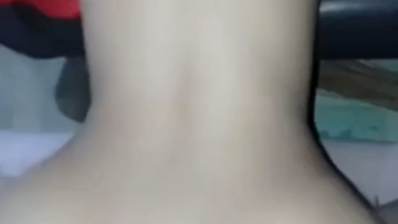 Ngerjain Ipar Diruang Tamu