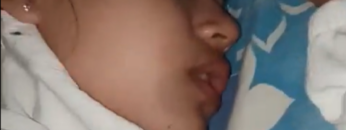 Pura Pura Tidur Tapi Mendesah Keenakan